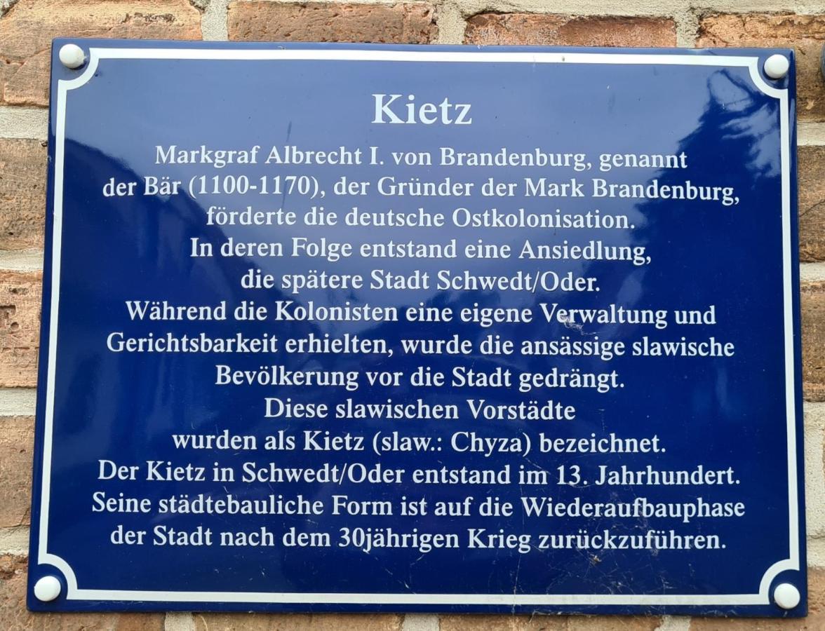 Die Ferienwohnung "Am Kietz" Schwedt Exterior photo